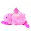 La compagnie de la peluche Peluche axolotl rose douce veilleuse musicale enfant