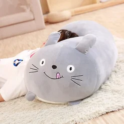 La compagnie de la peluche Peluche chat squishmallow gris qui tire la langue