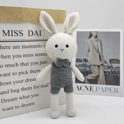 New La compagnie de la peluche Peluche crochet lapin doux enfant câlin univers tendre