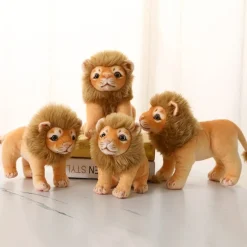 La compagnie de la peluche Peluche lion petit à la crinière douce