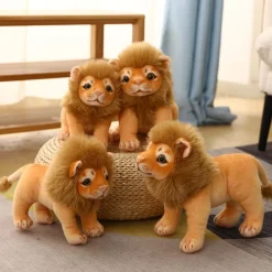 La compagnie de la peluche Peluche lion petit à la crinière douce