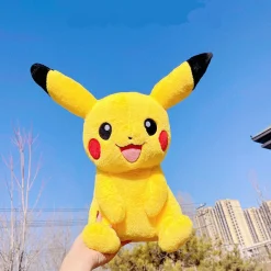 New La compagnie de la peluche Peluche pikachu pokémon jaune joues rouges