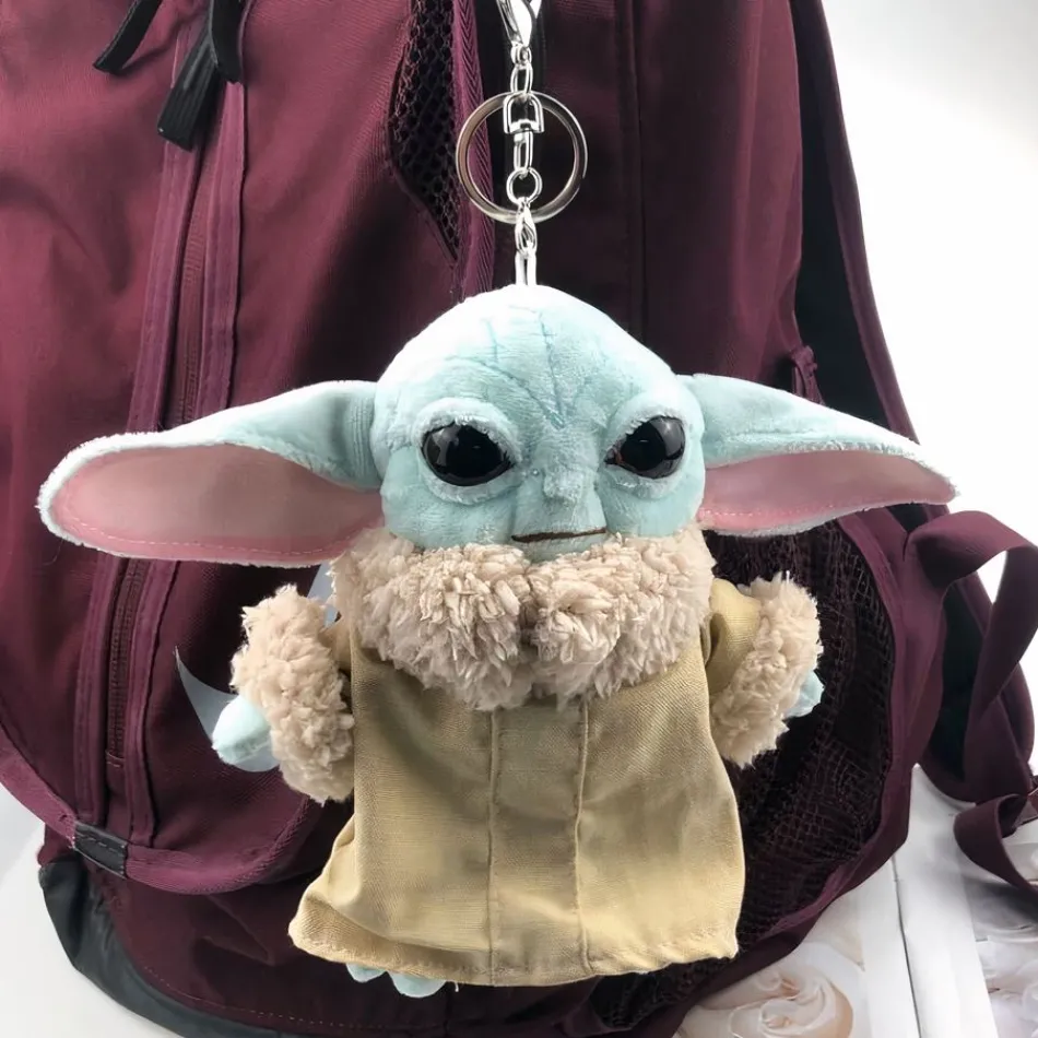 New La compagnie de la peluche Peluche Star Wars Yoda porte clé mignon doux compact