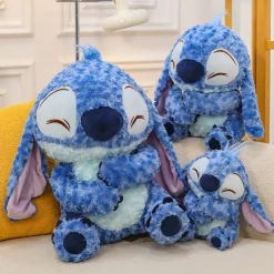 Online La compagnie de la peluche Peluche Stitch moelleuse bleu sourire endormi douce