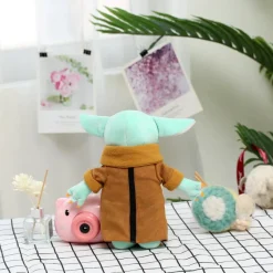 Best La compagnie de la peluche Peluche Yoda petit robe